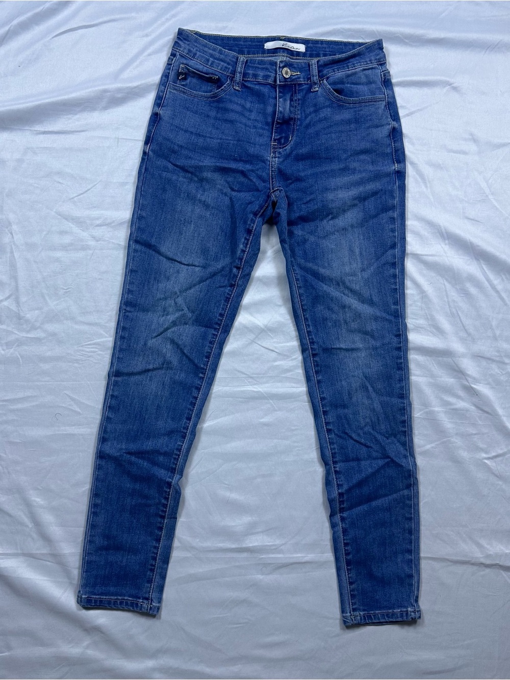KanCan Indigo Faded Skinny Jeans Juniors’ 5